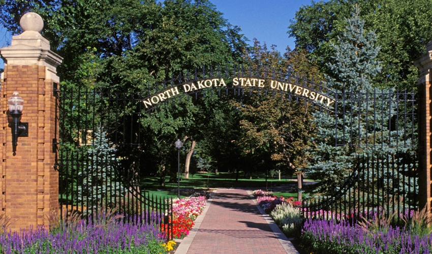  Державний університет Північної Дакоти (США)