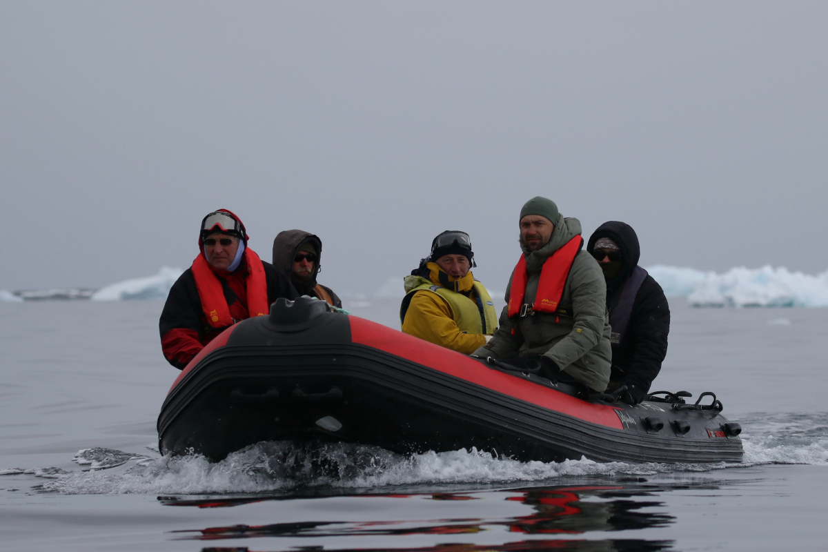 антарктична експедиція на АС «Академік Вернадський»