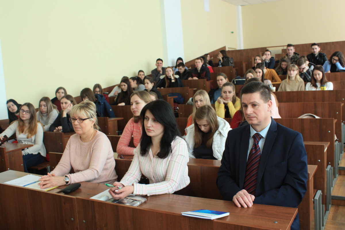 на  лекції «Ринок праці України в контексті євроінтеграції»