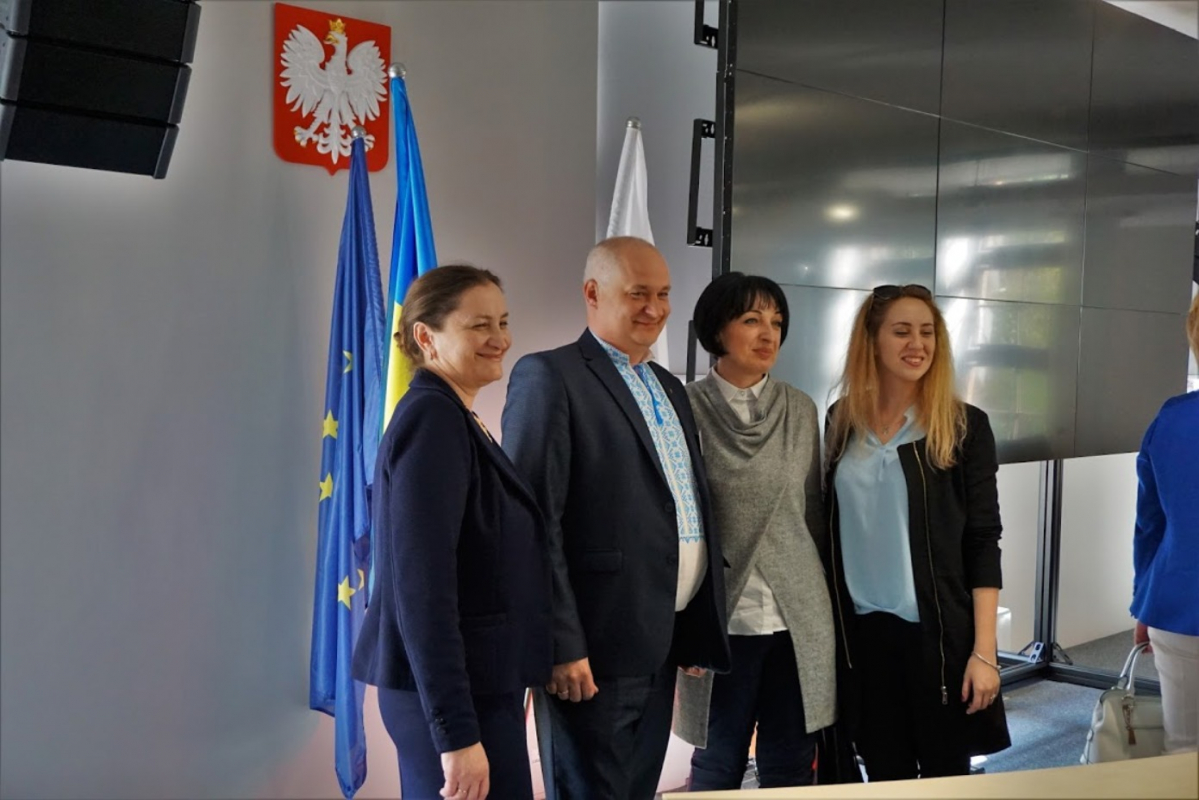на форумі «25 років Договору між Україною і Республікою Польща про добросусідство, дружні відносини і співробітництво...»