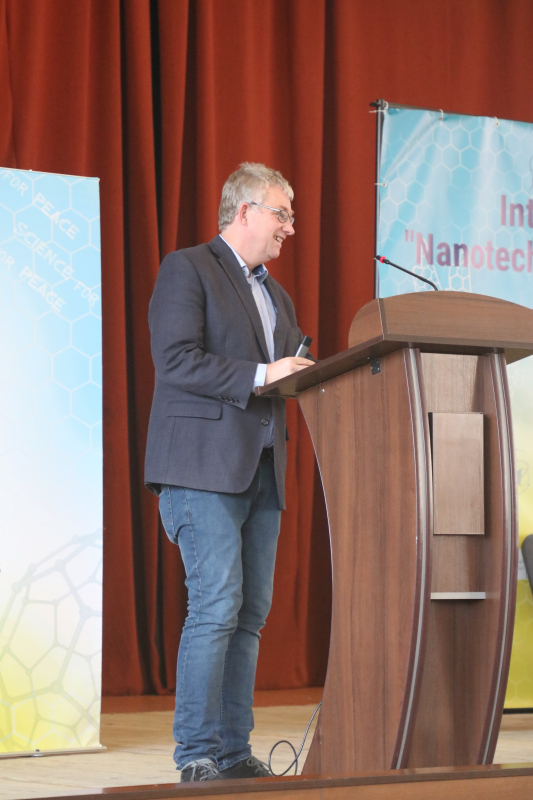 на конференції «Нанотехнології та наноматеріали» НАНО 2019